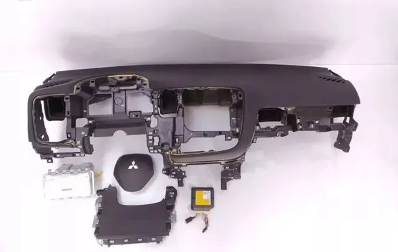 Mitsubishi Outlander Airbag set with panel 
