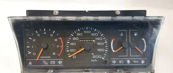 Speedometer (instrument cluster)