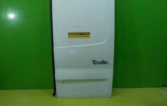 Renault Trafic III (X82) Rear door 18AB20