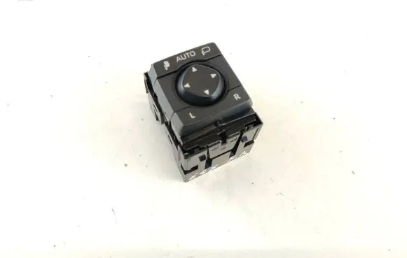 Toyota RAV 4 (XA50) Wing mirror switch 183930