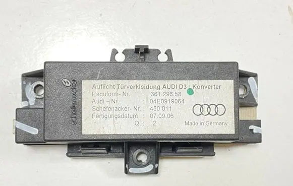 Audi A8 S8 D3 4E Door control unit/module 04E0919064 36129658