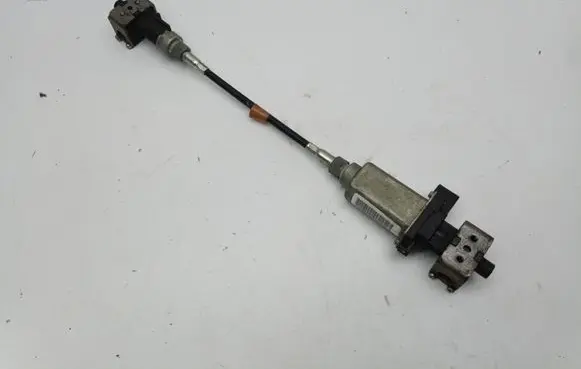 Subaru B9 Tribeca Seat adjustment motor 62RB9F161S