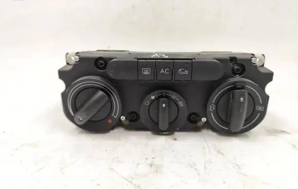 Audi A3 S3 8P Climate control unit