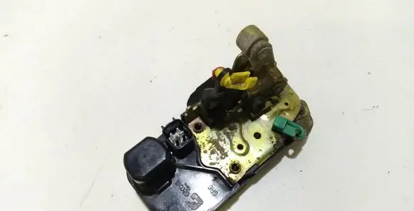 Jeep Grand Cherokee (WK) Front door lock