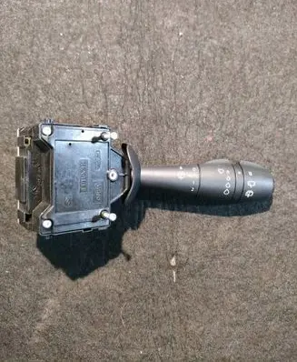Renault Captur Wiper turn signal indicator stalk/switch 310316 E10670325