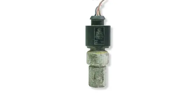 Volkswagen Polo IV 9N3 Air conditioning (A/C) pressure sensor 1J0973703
