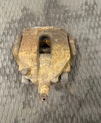 Volvo XC90 Rear brake caliper