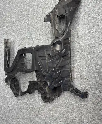 BMW X6 G06 Front bumper mounting bracket 51118085666 8085666 10503420
