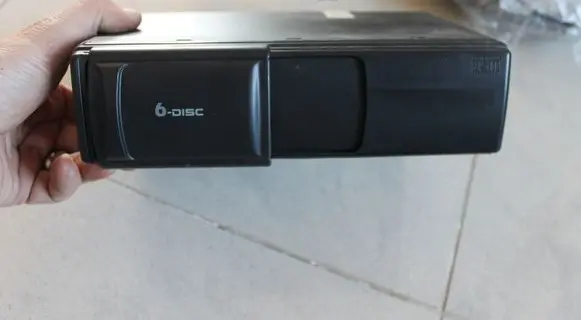 Audi A8 S8 D2 4D CD/DVD changer 