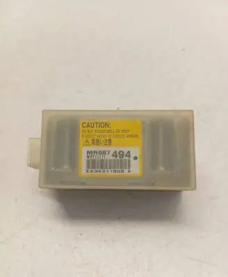 Mitsubishi Endeavor Airbag deployment crash/impact sensor MR587494 XK34311505