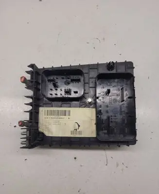 Volkswagen Touran I Fuse module 1K0937124H