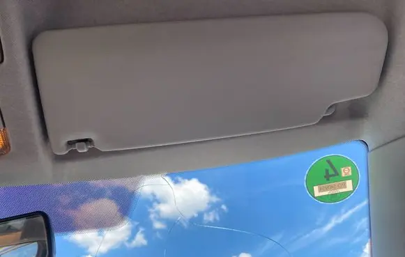 Skoda Fabia Mk2 (5J) Sun visor