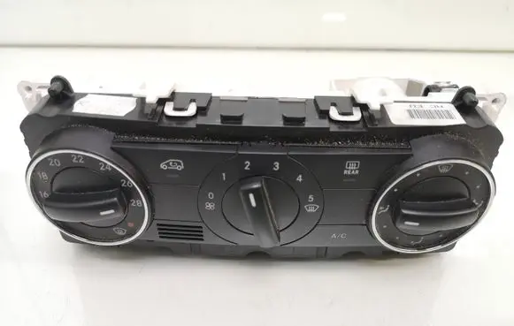 Mercedes-Benz B W245 Climate control unit A1698301585