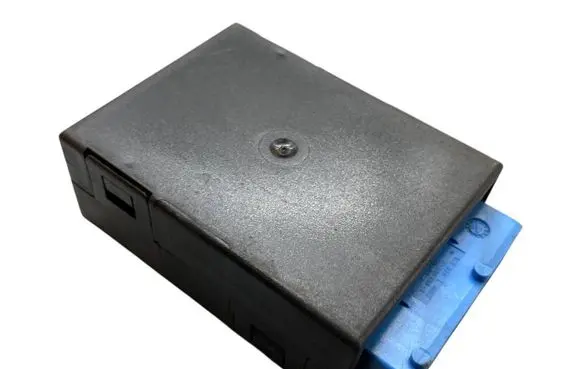 BMW 3 E36 Window wiper relay 8366381 61358366381 05012130