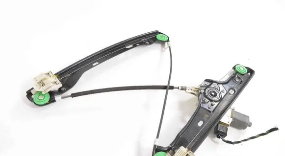 BMW 3 E90 E91 Front door electric window regulator 7060265 7140587