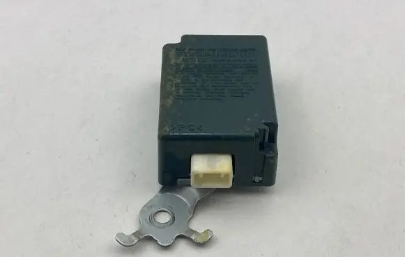 Toyota Prius+ (ZVW40) Tire pressure control unit 8976047040 1584001411
