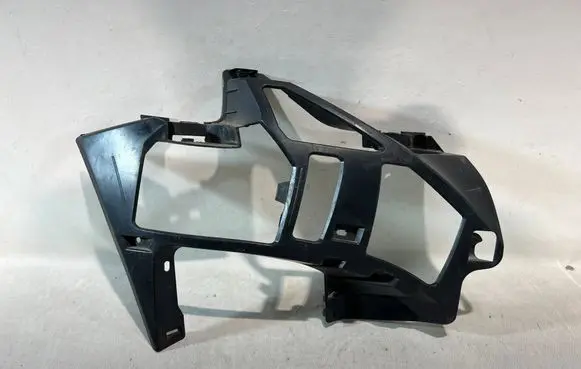Peugeot 3008 II Front bumper mounting bracket 9815337580
