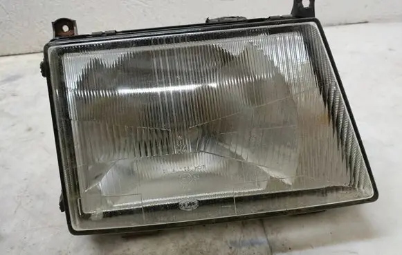 Mercedes-Benz 100 W631 Headlight/headlamp 96226800 96229800