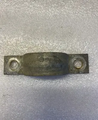 Audi Q7 4L Sway bar bush bracket, rear 7L8511418