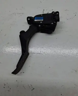 Volkswagen Multivan T5 Accelerator throttle pedal 7H1723503