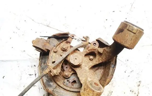 Honda FR-V Rear wheel hub