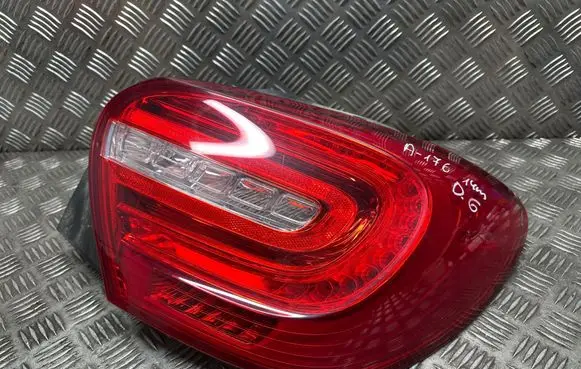 Rear/tail lights
