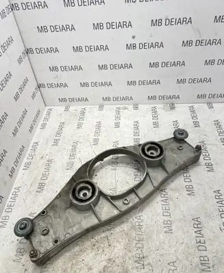 Mercedes-Benz S W222 Rear differential/diff mount bracket A2213520206