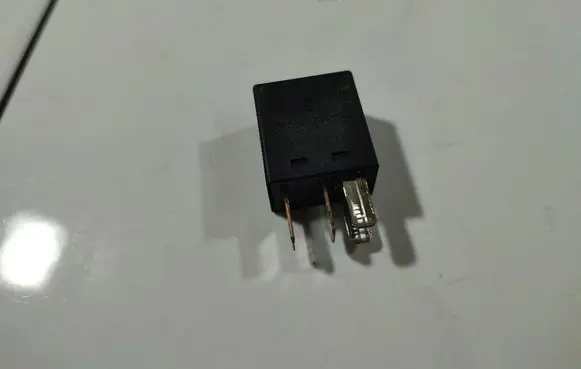 Ford Focus C-MAX Other relay 5M5T14B192AA