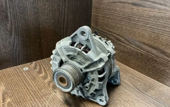 Iveco Daily 6th gen Generator/alternator 5802266117 0125811138