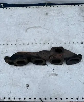 Opel Insignia A Exhaust manifold 55565985