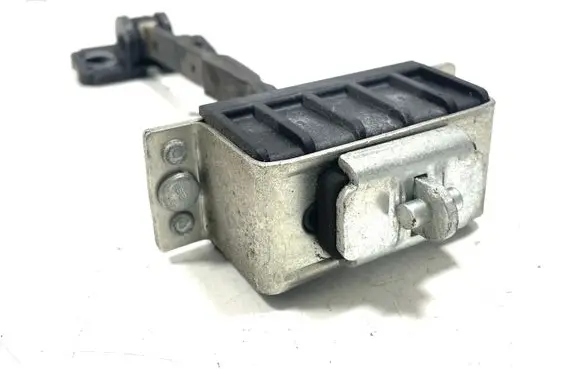 Mercedes-Benz CLS C219 Front door check strap stopper 
