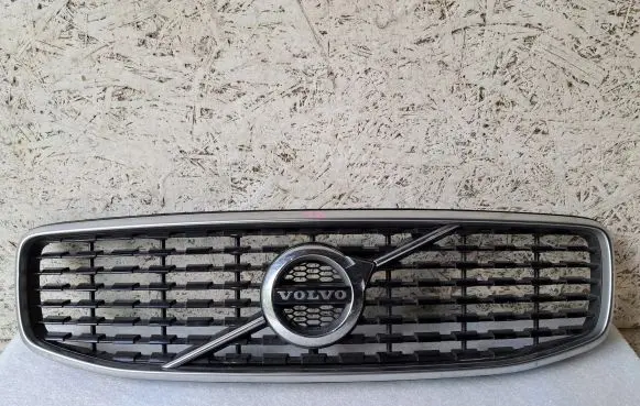 Volvo S90, V90 Front bumper upper radiator grill
