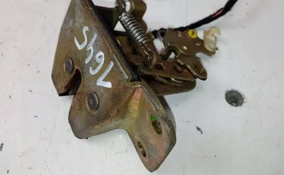 Mitsubishi Space Star Tailgate lock latch 