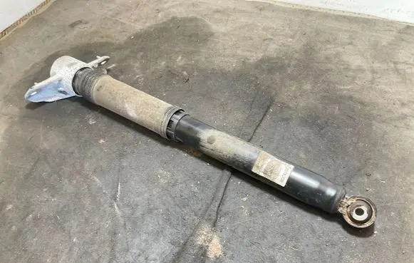 Volvo XC40 Rear shock absorber/damper 32376334