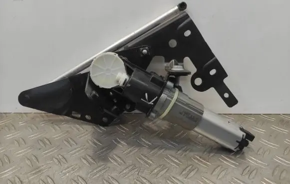 Audi A7 S7 4G Soft lock spindle drive 4G8827851 030311