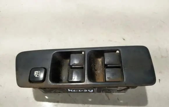 Subaru Forester SF Electric window control switch