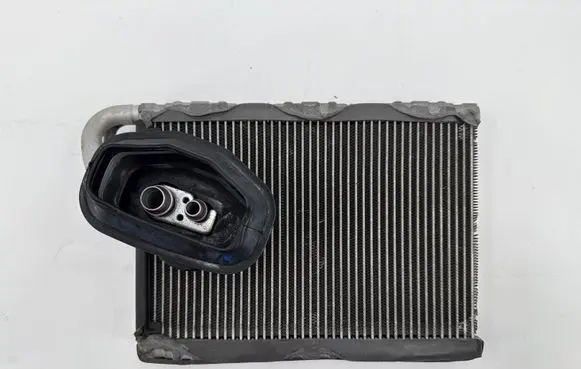Audi A5 8T 8F Air conditioning (A/C) radiator (interior) H1405009