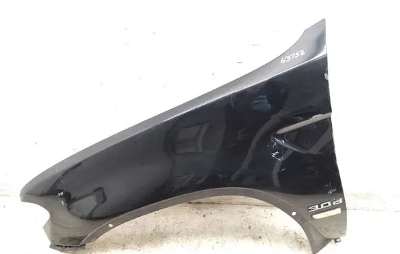 BMW X5 E53 Fender 