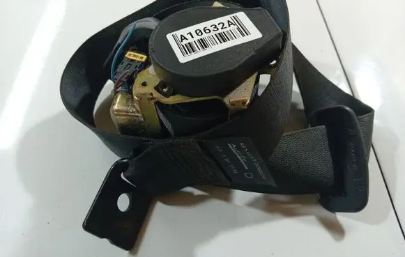 Renault Scenic II - Grand scenic II Rear seatbelt 309224