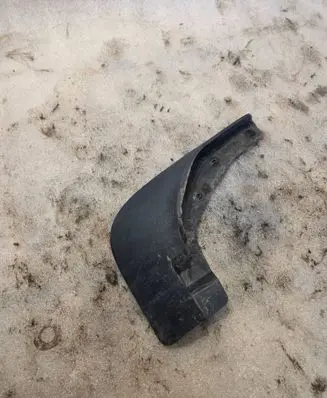 Nissan Rogue Front mudguard