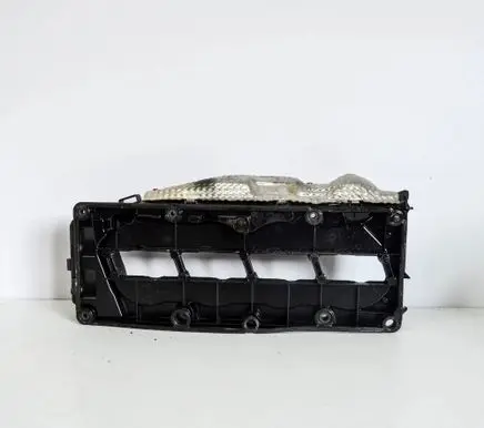 Volkswagen PASSAT B6 Rocker cam cover 