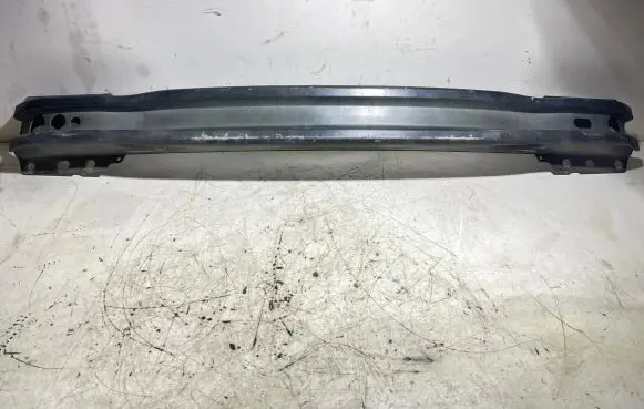 Volvo V70 Front bumper cross member 3079115