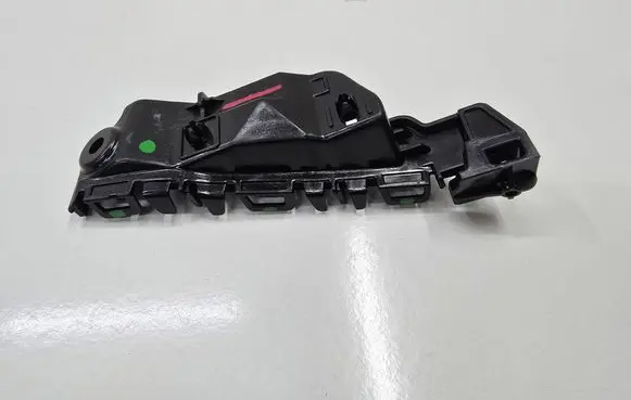 Suzuki Splash Front bumper mounting bracket 7173251K0