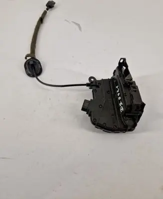 Renault Captur Rear door lock 805027072R