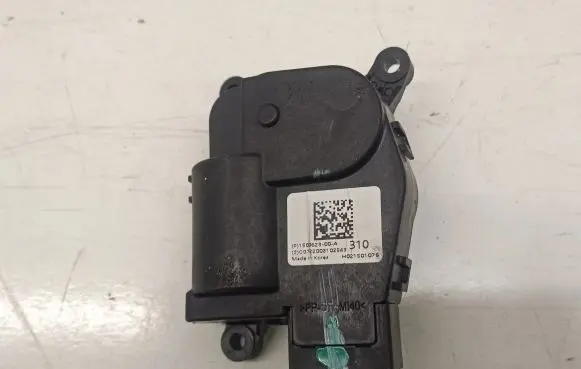 Tesla Model 3 Air flap motor/actuator 150062300A