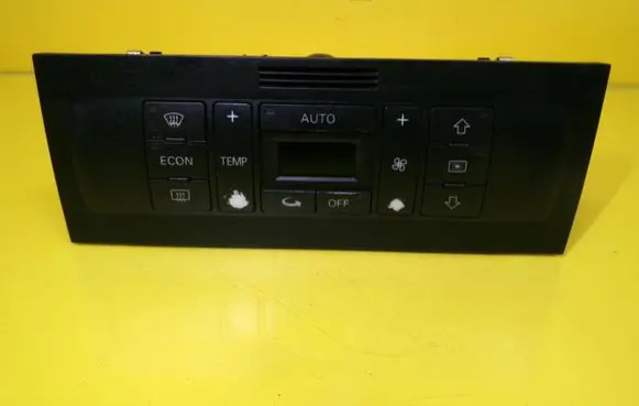 Audi A3 S3 8L Climate control unit 8L0820043H