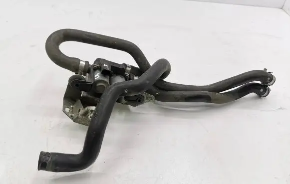 BMW X5 E53 Coolant heater control valve 8409063