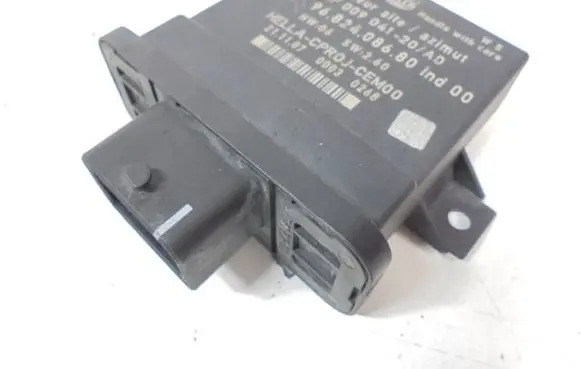 Citroen C4 I Light module LCM 9682408680
