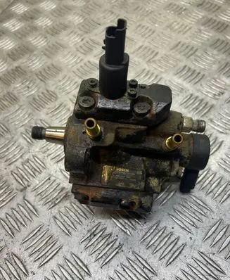 Citroen Xsara Picasso Fuel injection high pressure pump 0445010046