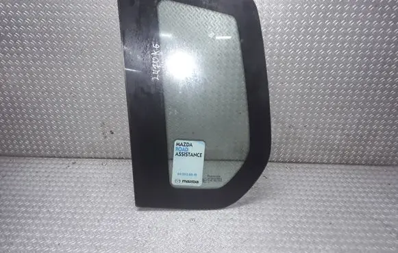 Mazda 2 Rear side window